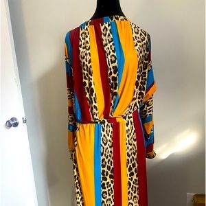 2pc maxi skirt and crop top matching.  The skirt is a maxi